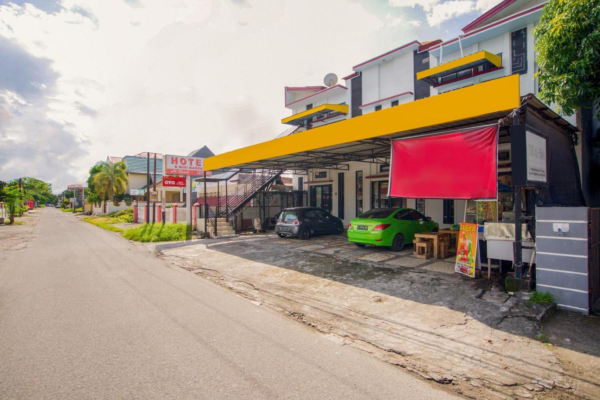 Spot On 2182 Al-Ghani 2 Syariah Padang  Esterno foto